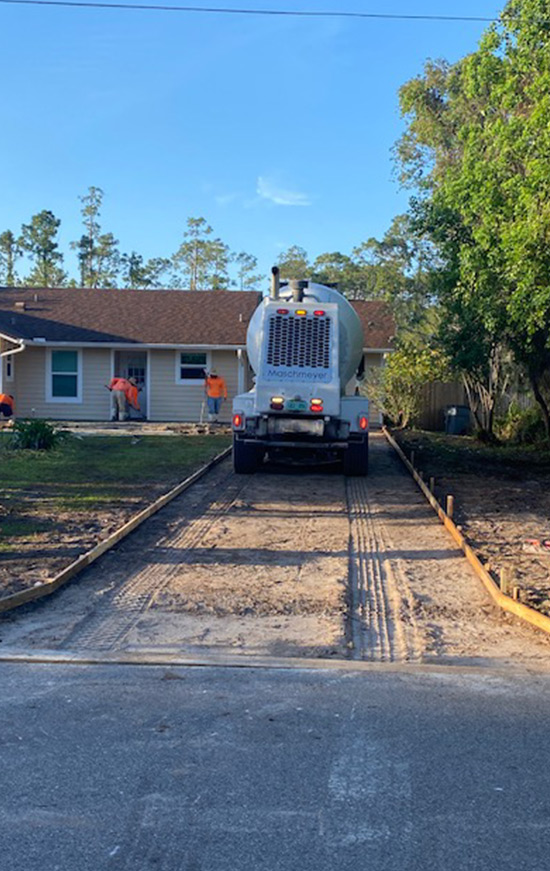 Chuluota Concrete Driveway