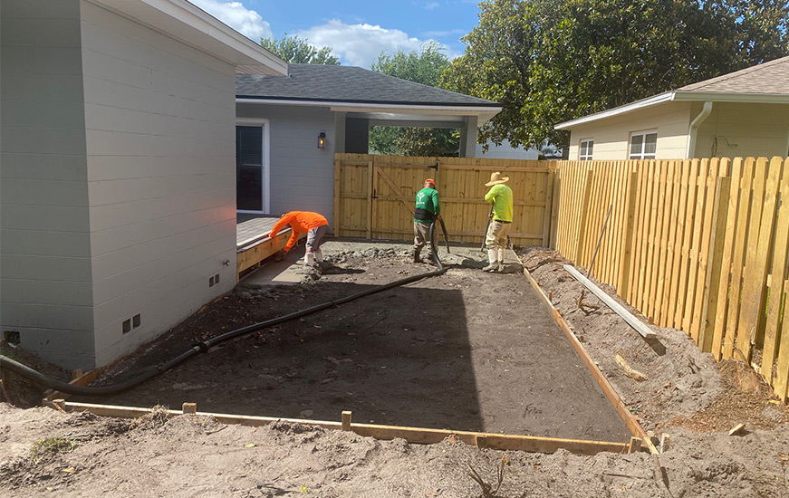 College Park Concrete Patio